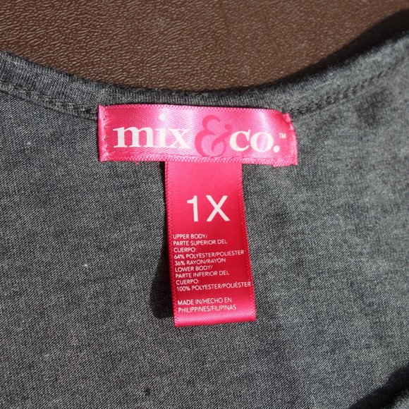 Women's Layered Look Top - Picture 6 of 7